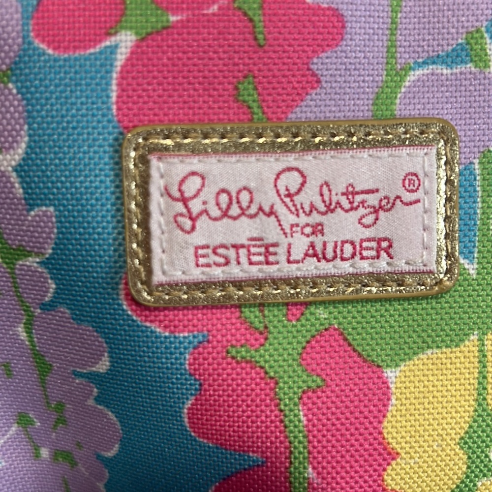 NWOT-Lilly Pulitzer/Estee Lauder zippered pouch - Picture 6 of 6